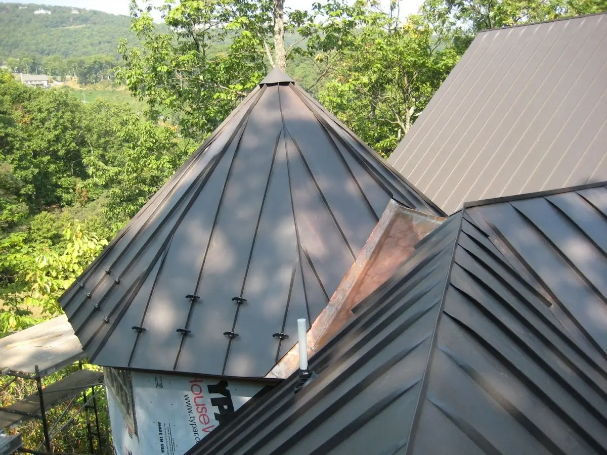 Professional Shingle Replacement & Repair by Craftsman Roofing in Brownville